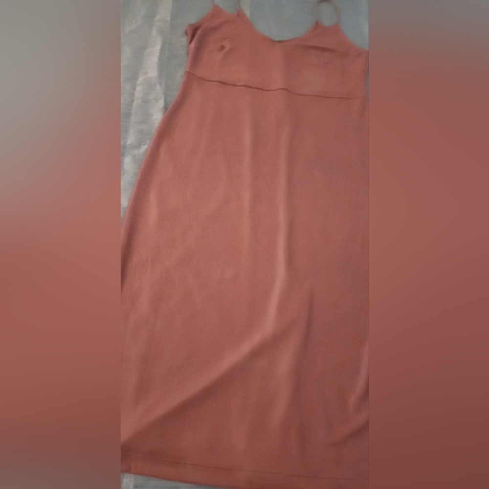 Dress - Picture 5 of 5